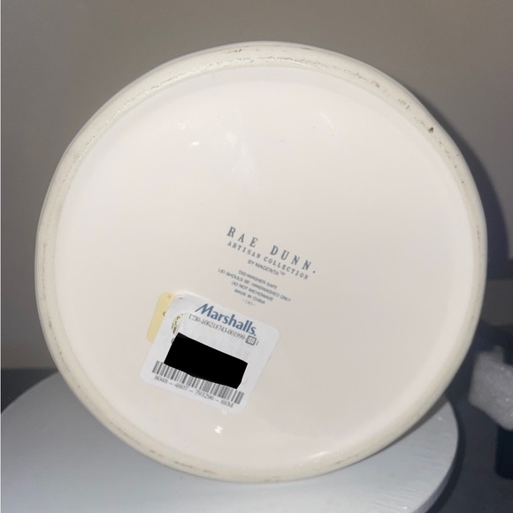 Rae Dunn SANTAS COOKIES Canister - Picture 4 of 12